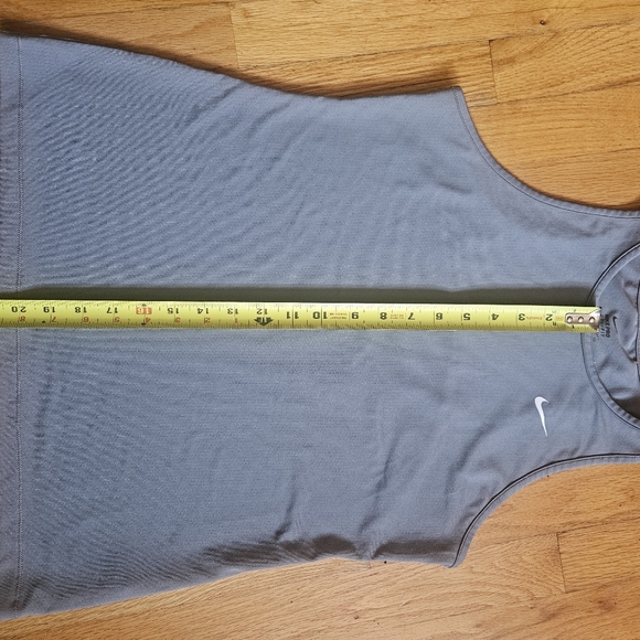 Nike Grey Fitted Tank Top Size Youth XL - Picture 12 of 12